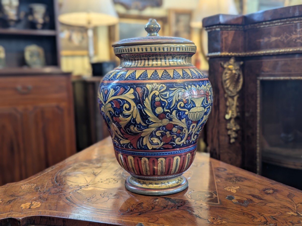 Italian Tin Glazed Pottery Jar & Cover